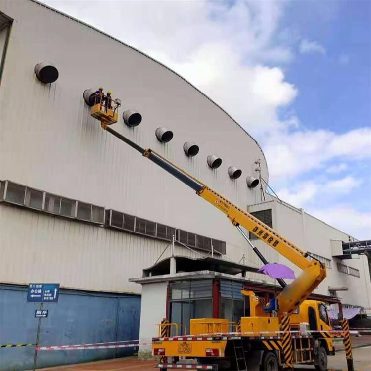 大安镇高空作业车出租服务：专业广告牌安装解决方案